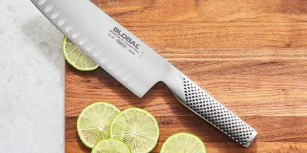 Wat is het verschil tussen een Nakiri-mes en een Santoku-mes?
