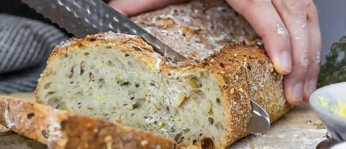brood snijden met kotai broodmes