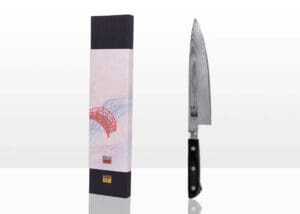 KOTAI Hashi Damascus Koksmes Gyuto met lemmet van 20 cm naast geschenkverpakking