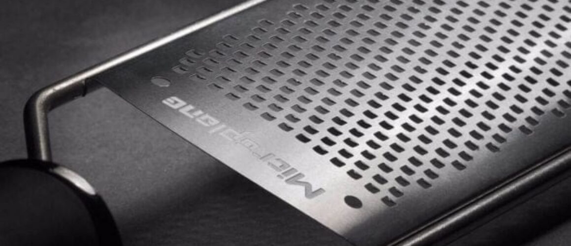 microplane-rasp-fijn-zwart-2_b68c461a-e459-4266-9f31-27048bce2779